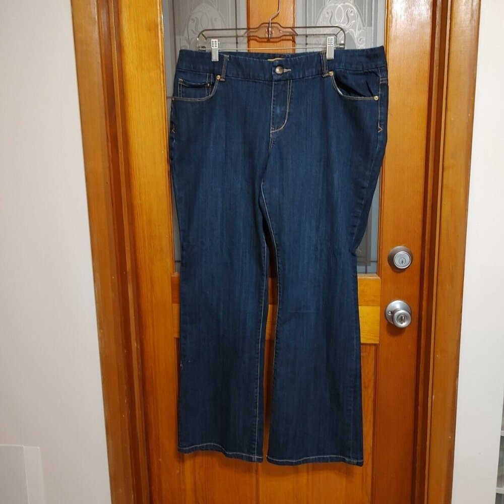 7 Seven Thalia Jeans Womens Size 20 Heavy Stitch Embroidered Straight Leg.